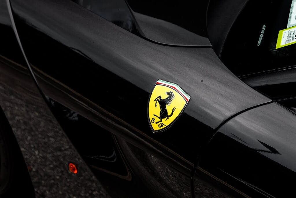 2014 Ferrari F12 Berlinetta Coupe photo 17