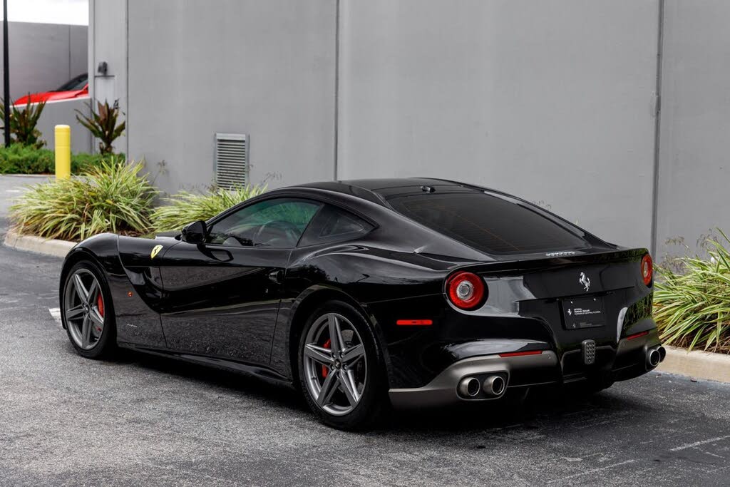 2014 Ferrari F12 Berlinetta Coupe photo 3