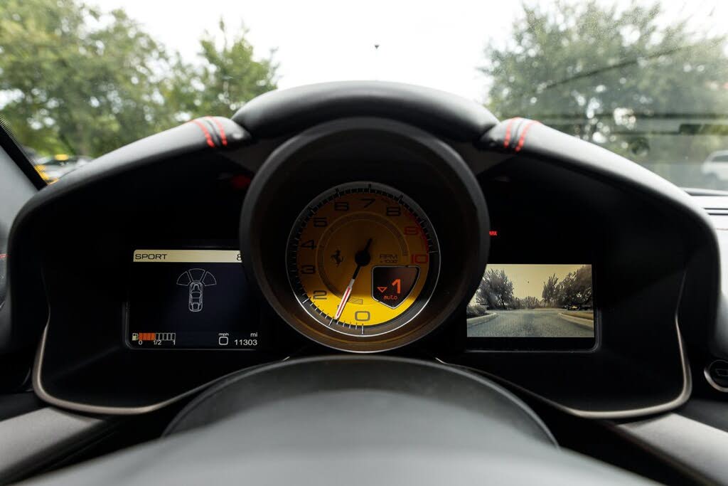 2014 Ferrari F12 Berlinetta Coupe photo 24