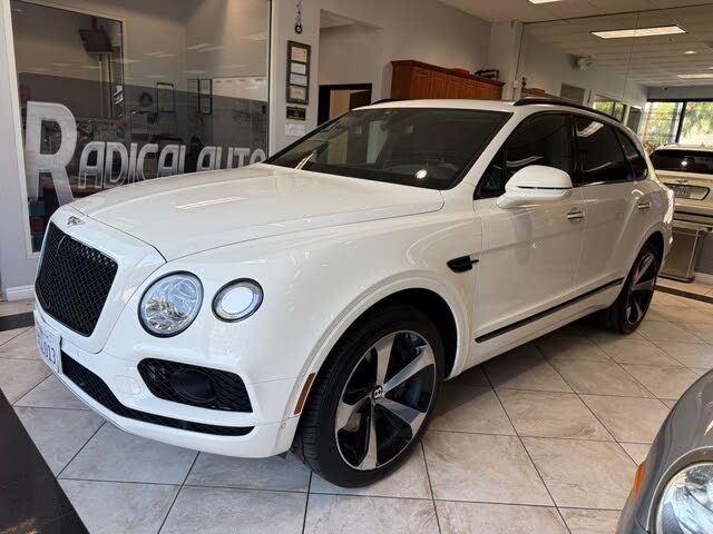 2020 Bentley Bentayga V8 AWD photo 3