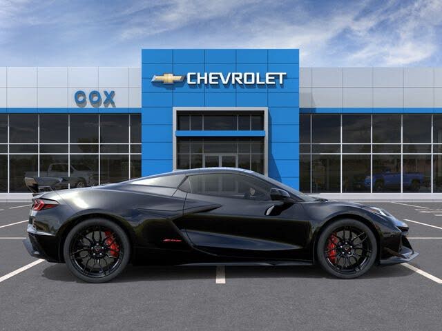 2027 Chevrolet Corvette Z06 2LZ Convertible RWD photo 5