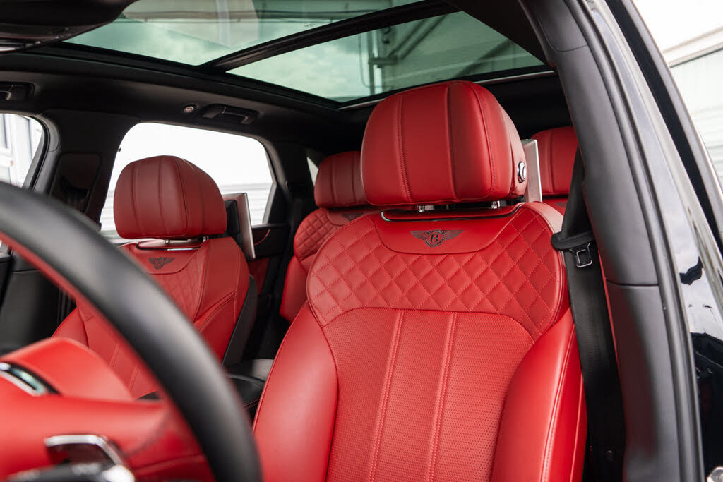2017 Bentley Bentayga W12 AWD photo 9