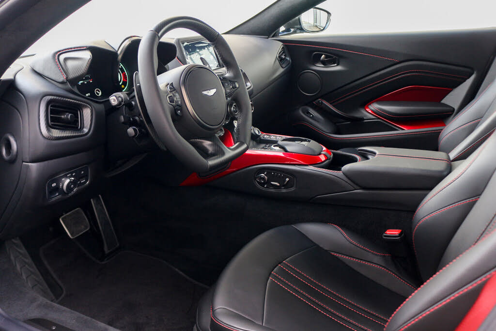 2021 Aston Martin Vantage Coupe RWD photo 13