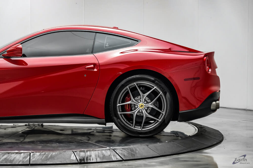 2015 Ferrari F12 Berlinetta Coupe photo 11