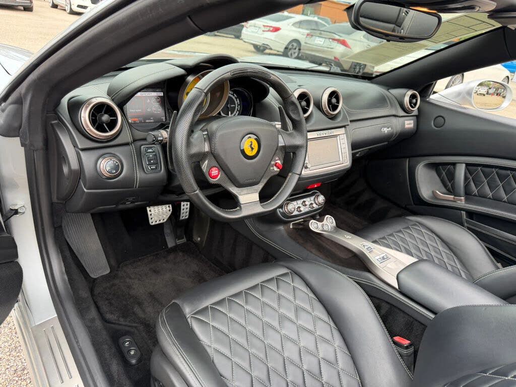 2010 Ferrari California GT Convertible photo 23