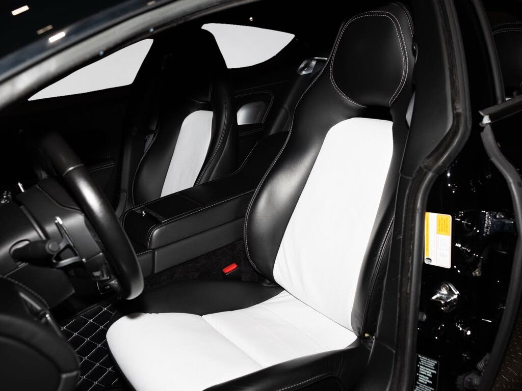 2011 Aston Martin Rapide photo 6