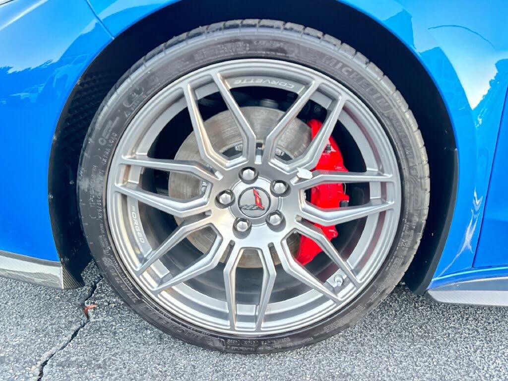 2024 Chevrolet Corvette Z06 3LZ Coupe RWD photo 12