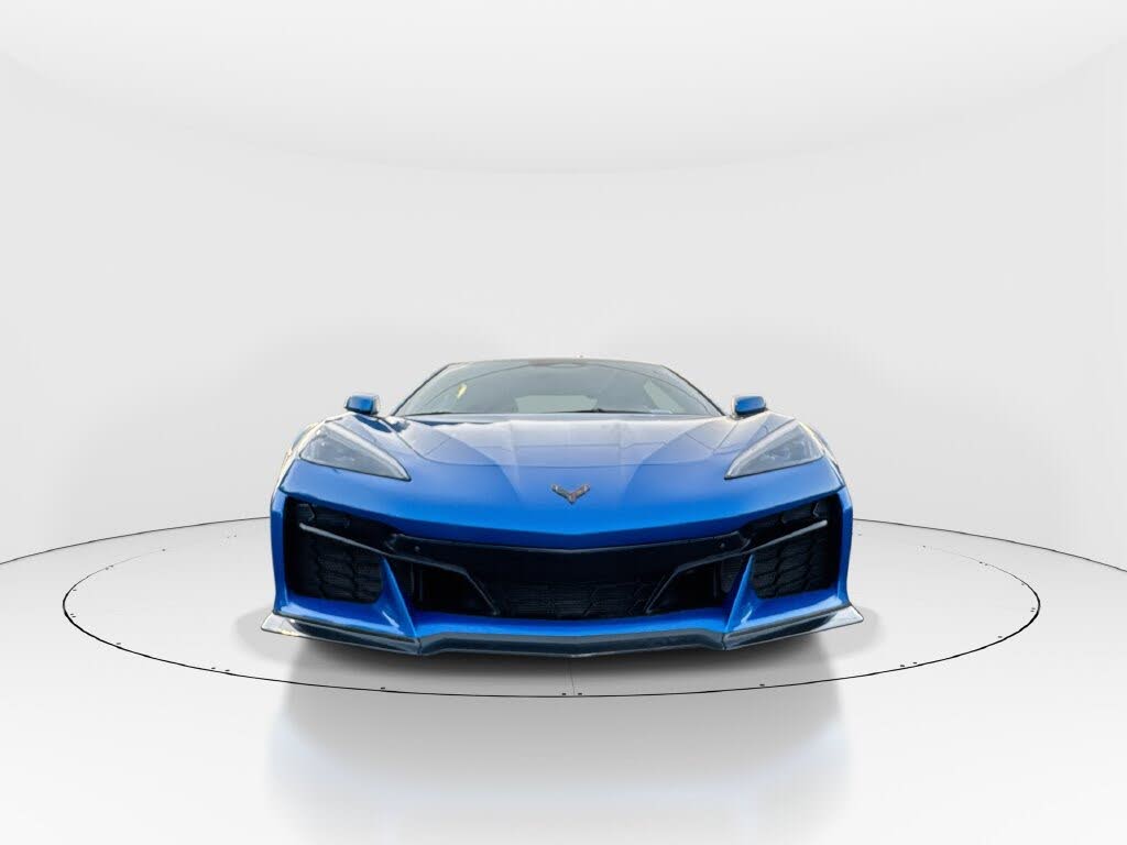 2024 Chevrolet Corvette Z06 3LZ Coupe RWD photo 3
