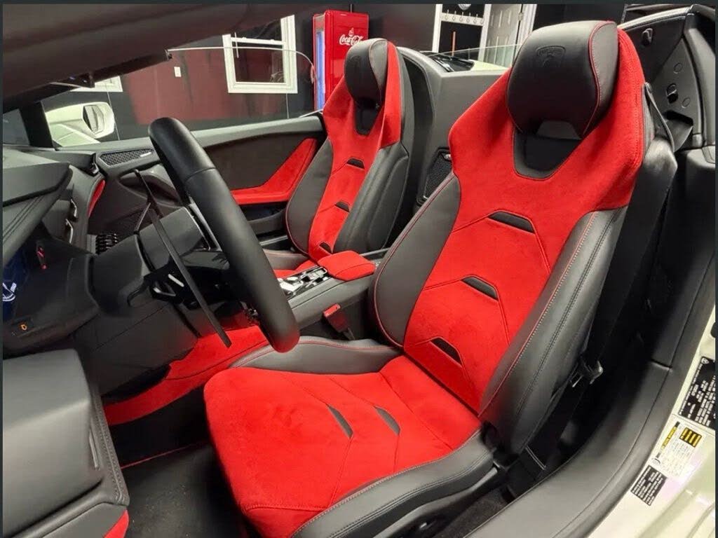2024 Lamborghini Huracan EVO Spyder AWD photo 21