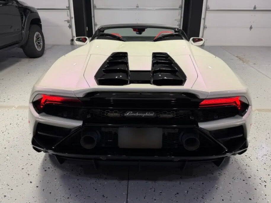 2024 Lamborghini Huracan EVO Spyder AWD photo 6