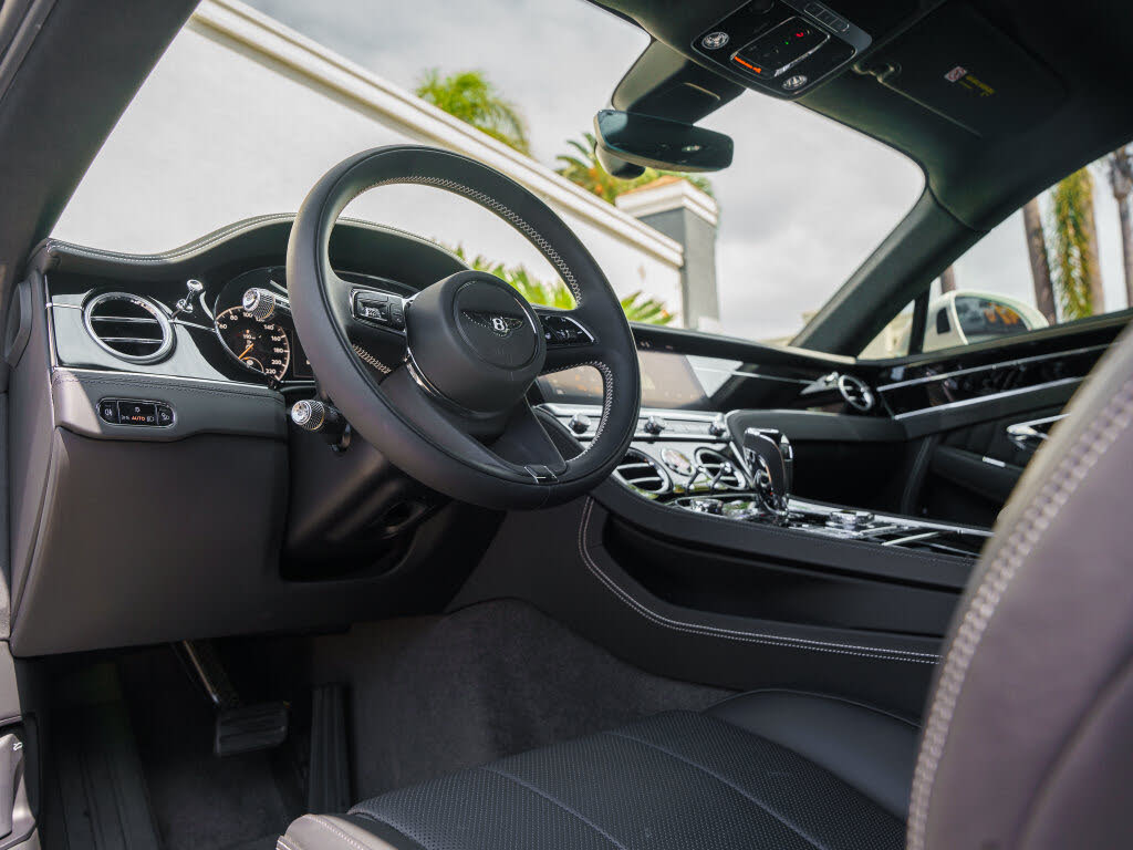 2024 Bentley Continental GT V8 AWD photo 22