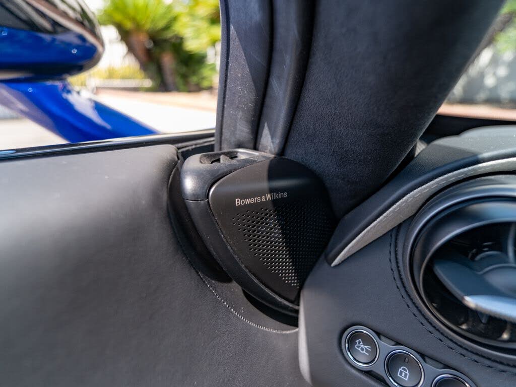 2025 McLaren 750S Spider RWD photo 16 of 24