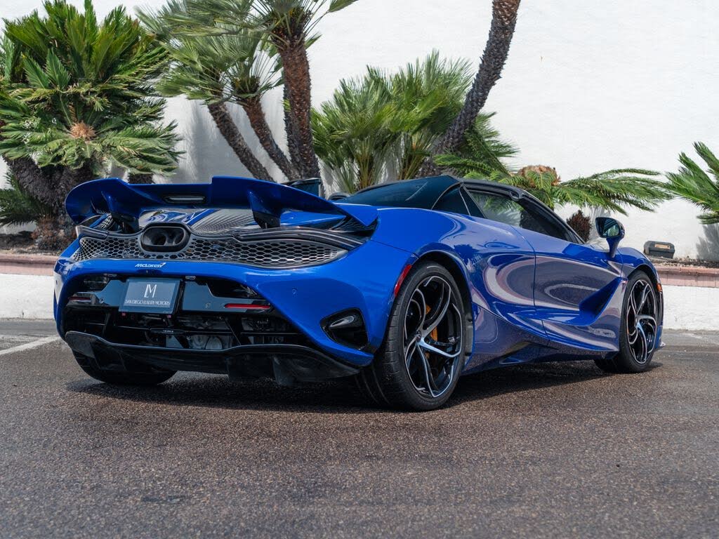 2025 McLaren 750S Spider RWD photo 4 of 24