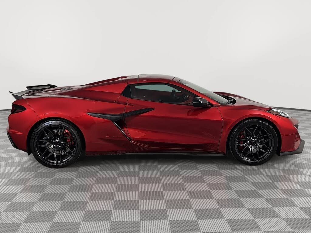 2024 Chevrolet Corvette Z06 3LZ Convertible RWD photo 9