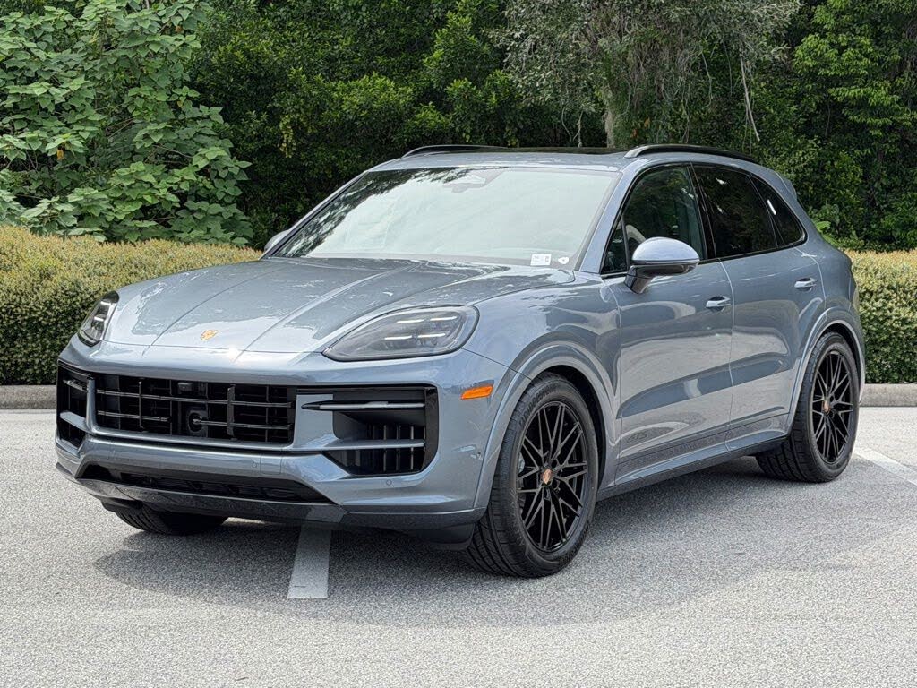 2026 Porsche Cayenne GTS AWD