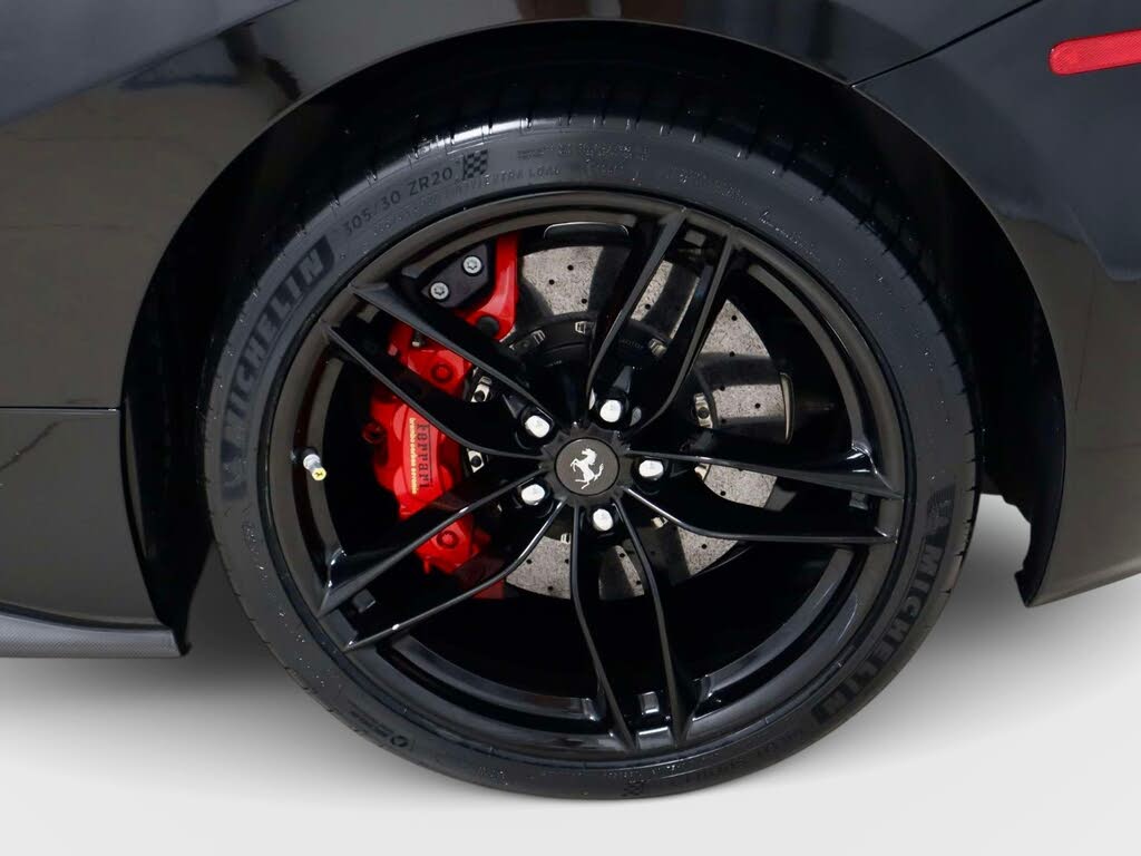 2018 Ferrari 488 Spider RWD photo 9 of 24