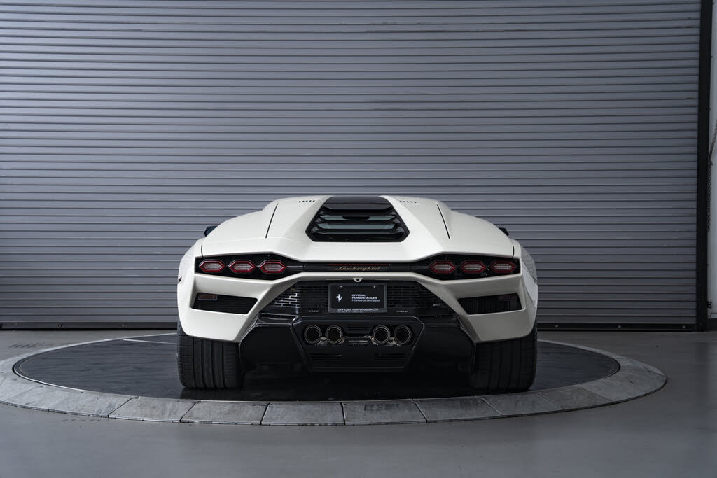 2022 Lamborghini Countach LPI 800-4 AWD photo 4
