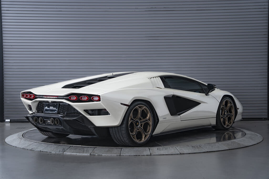 2022 Lamborghini Countach LPI 800-4 AWD photo 5