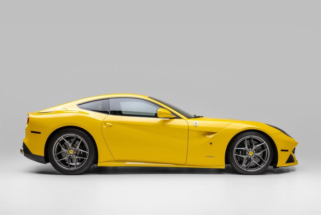 2017 Ferrari F12 Berlinetta Coupe photo 11