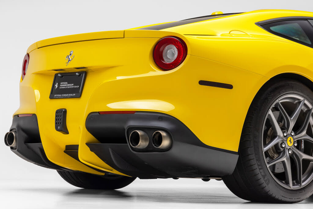 2017 Ferrari F12 Berlinetta Coupe photo 17