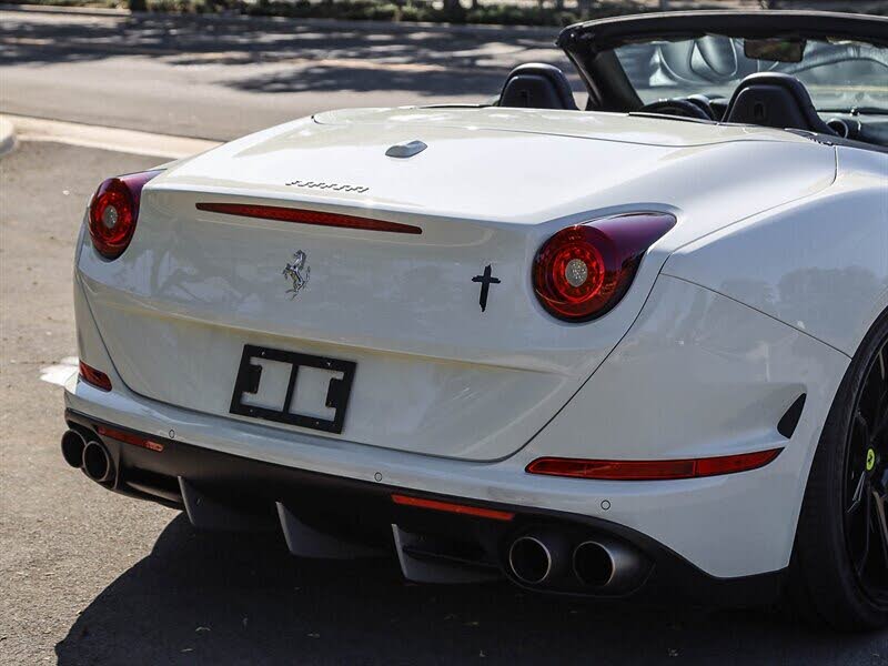 2015 Ferrari California T Roadster photo 12