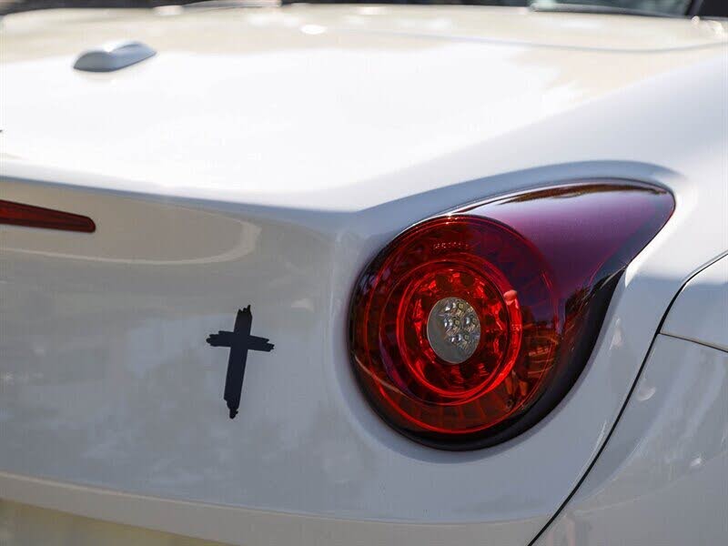 2015 Ferrari California T Roadster photo 13
