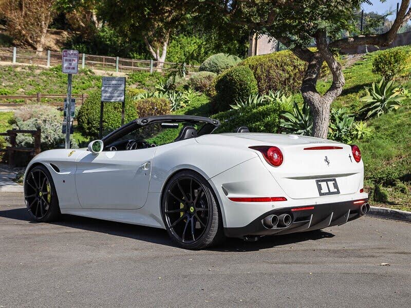 2015 Ferrari California T Roadster photo 3