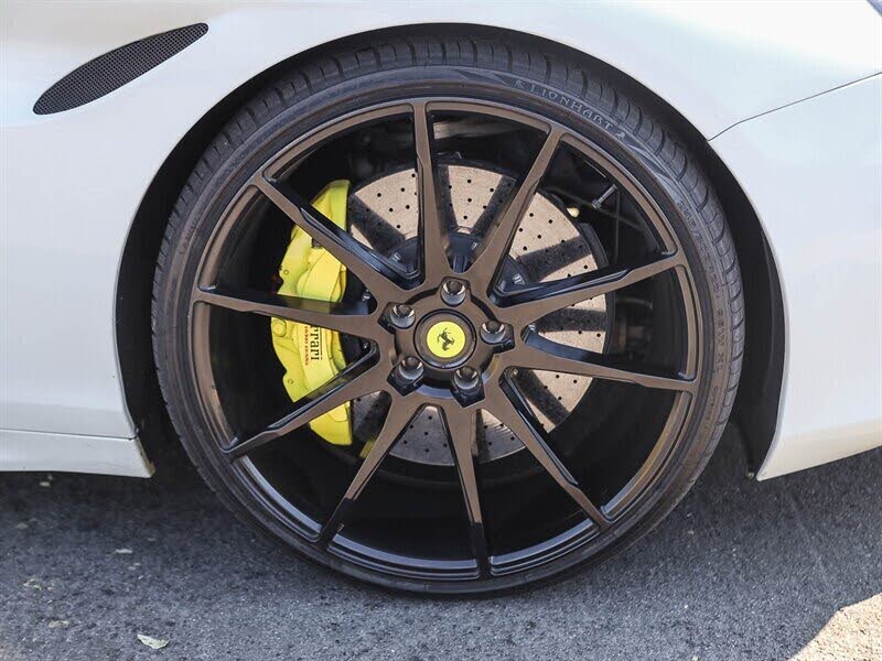 2015 Ferrari California T Roadster photo 10
