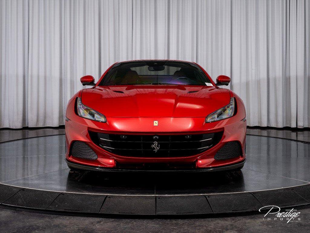 2022 Ferrari Portofino M RWD photo 2
