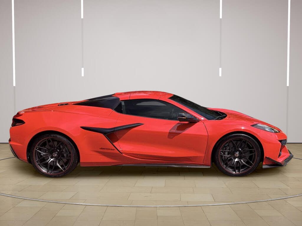 2023 Chevrolet Corvette Z06 3LZ Convertible RWD photo 7