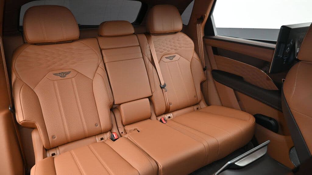2023 Bentley Bentayga Azure V8 AWD photo 12