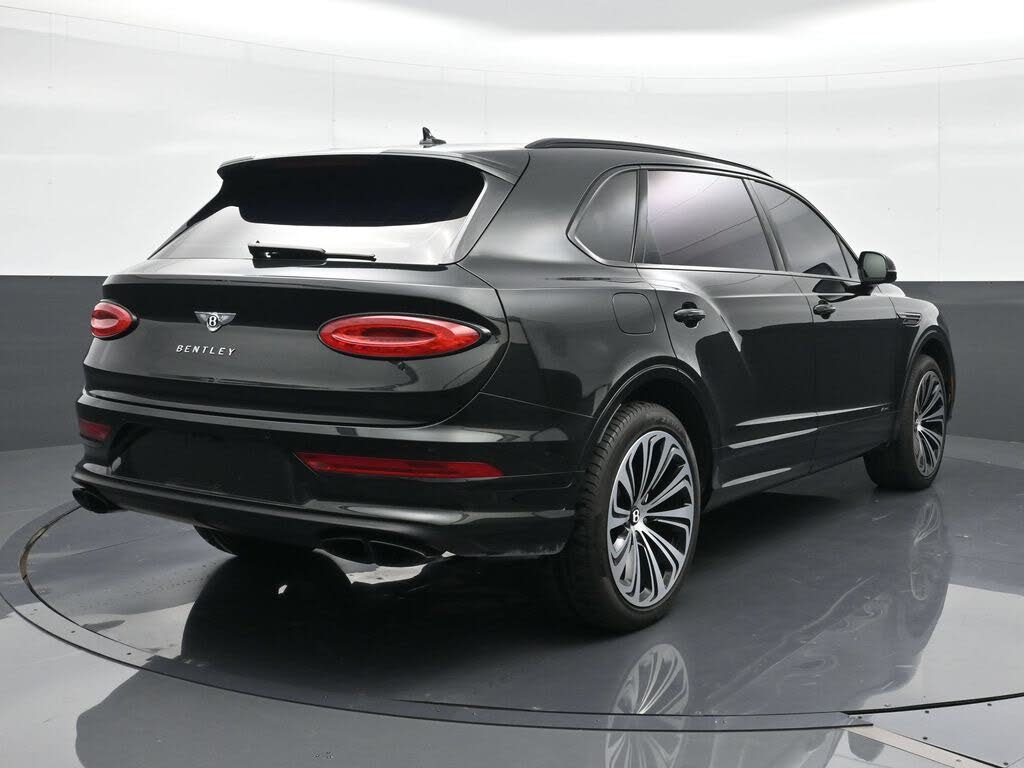 2023 Bentley Bentayga Azure V8 AWD photo 14