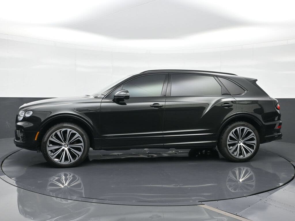 2023 Bentley Bentayga Azure V8 AWD photo 5