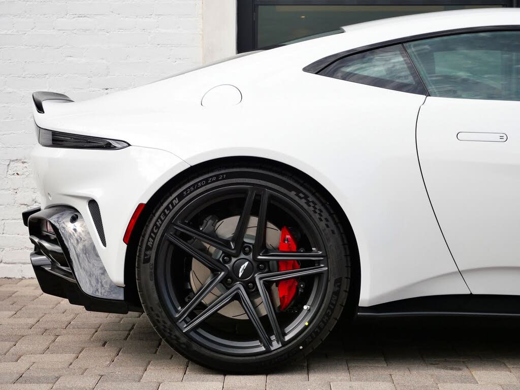 2026 Aston Martin Vantage S Coupe RWD photo 14