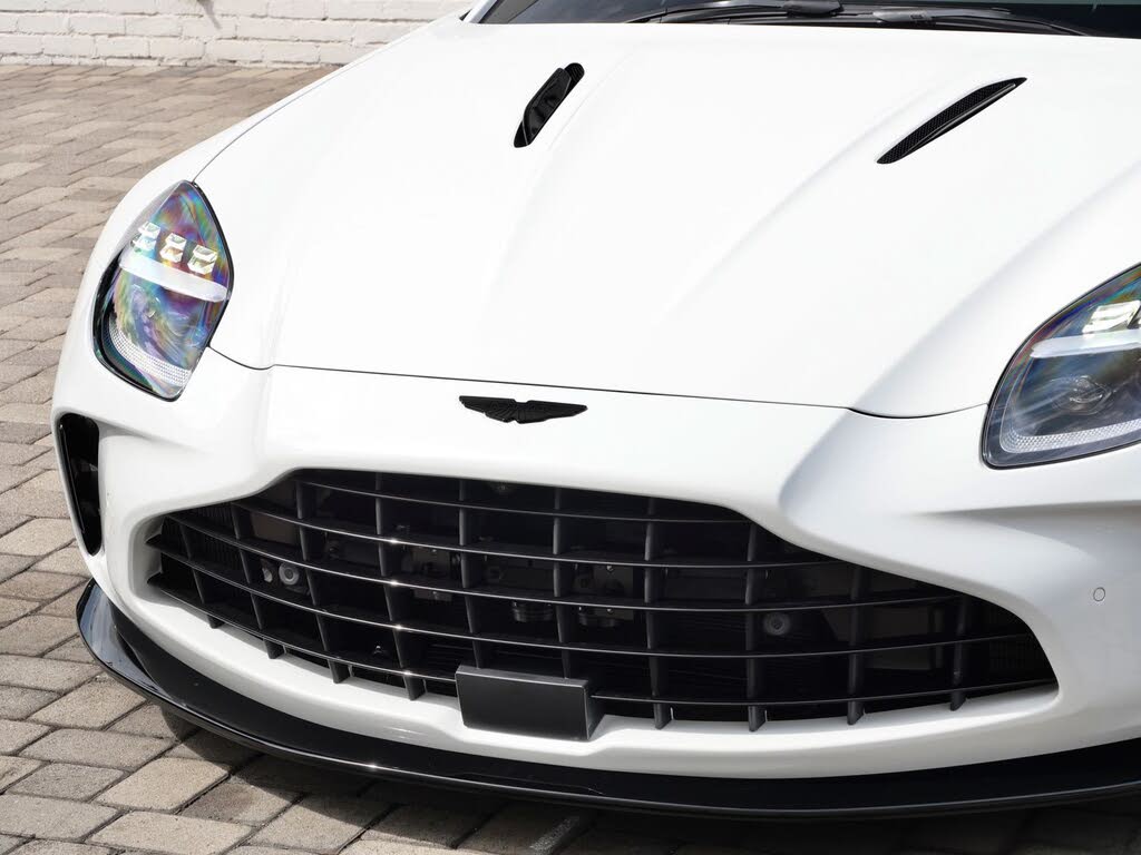 2026 Aston Martin Vantage S Coupe RWD photo 15