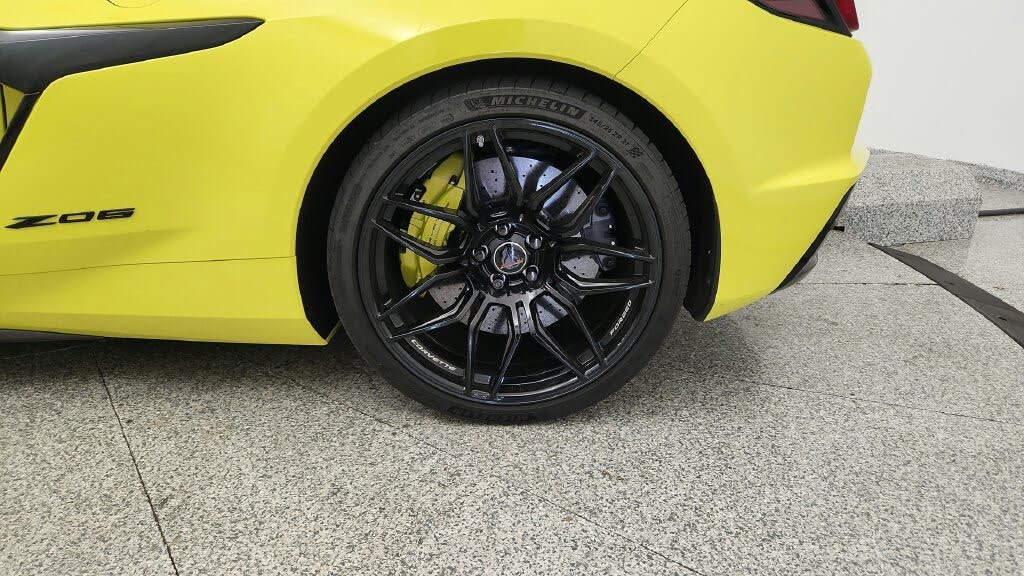 2023 Chevrolet Corvette Z06 3LZ Convertible RWD photo 16