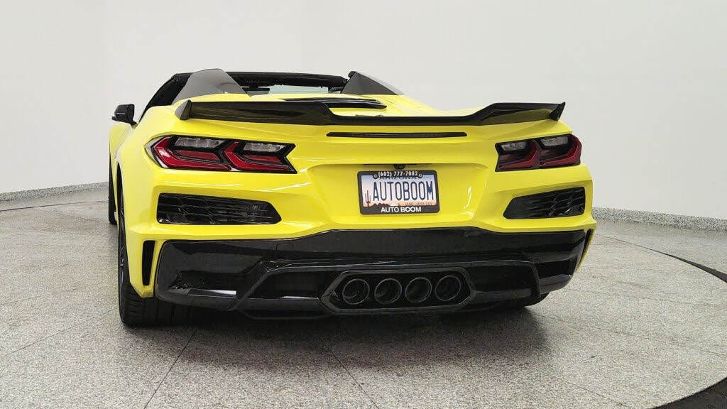 2023 Chevrolet Corvette Z06 3LZ Convertible RWD photo 4