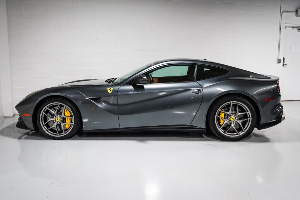 2015 Ferrari F12 Berlinetta Coupe photo 6