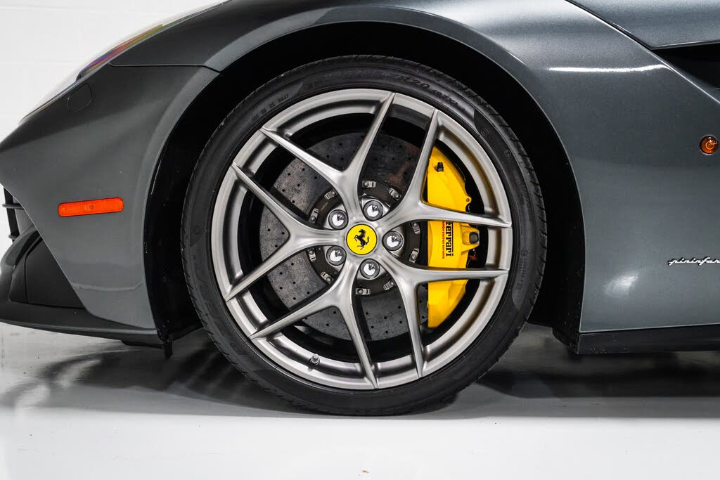 2015 Ferrari F12 Berlinetta Coupe photo 9