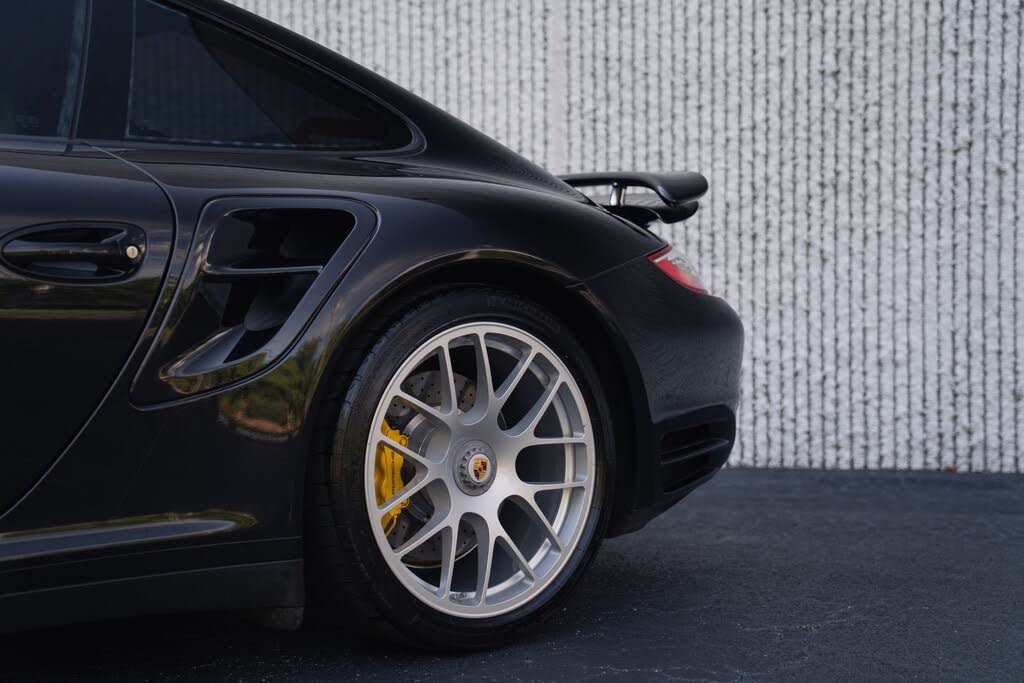 2012 Porsche 911 Turbo Coupe AWD photo 15 of 24