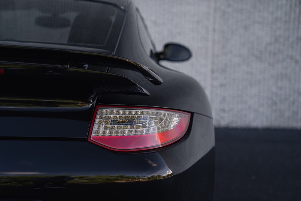 2012 Porsche 911 Turbo Coupe AWD photo 18 of 24