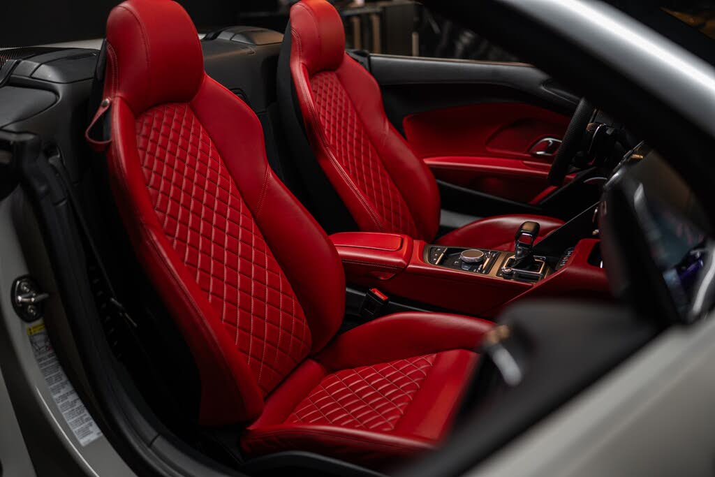 2022 Audi R8 V10 Performance Spyder RWD photo 17 of 21