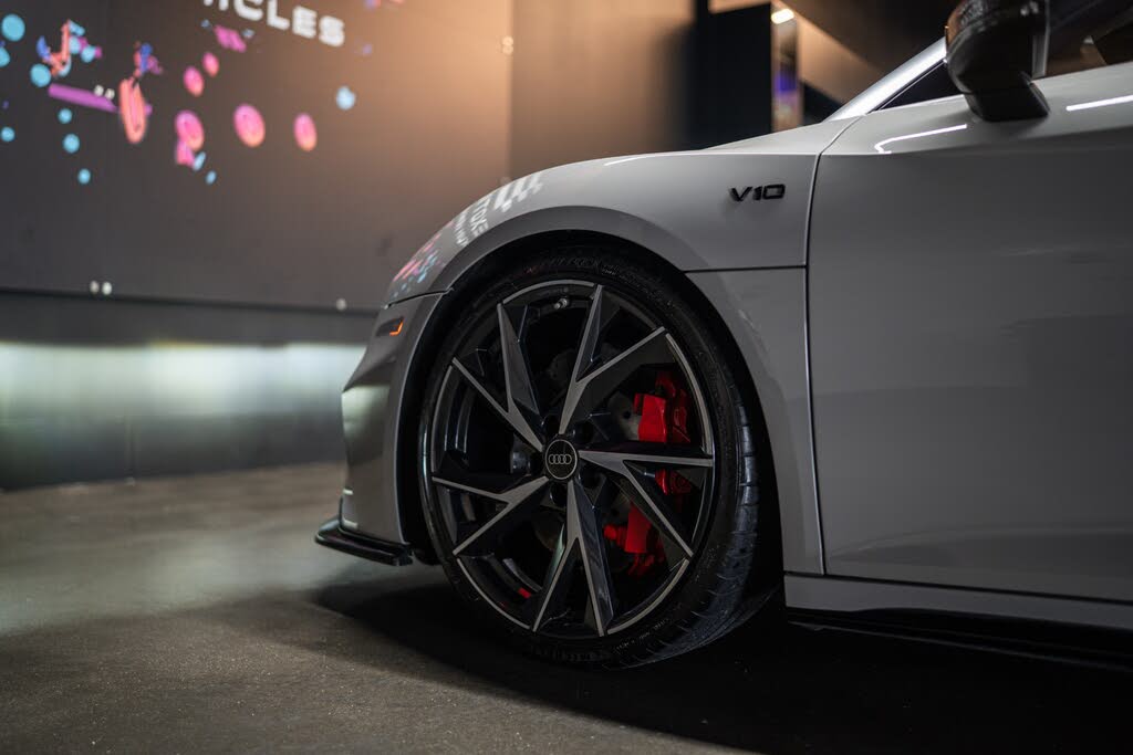 2022 Audi R8 V10 Performance Spyder RWD photo 10 of 21