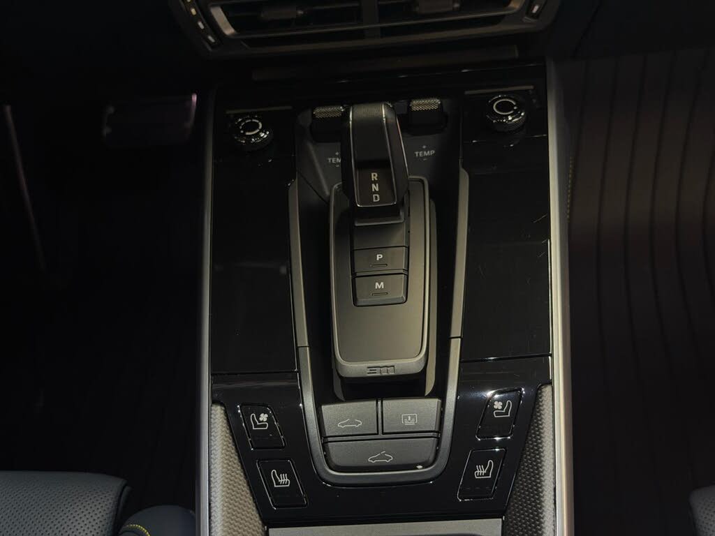 2024 Porsche 911 Turbo S Coupe AWD photo 22 of 24