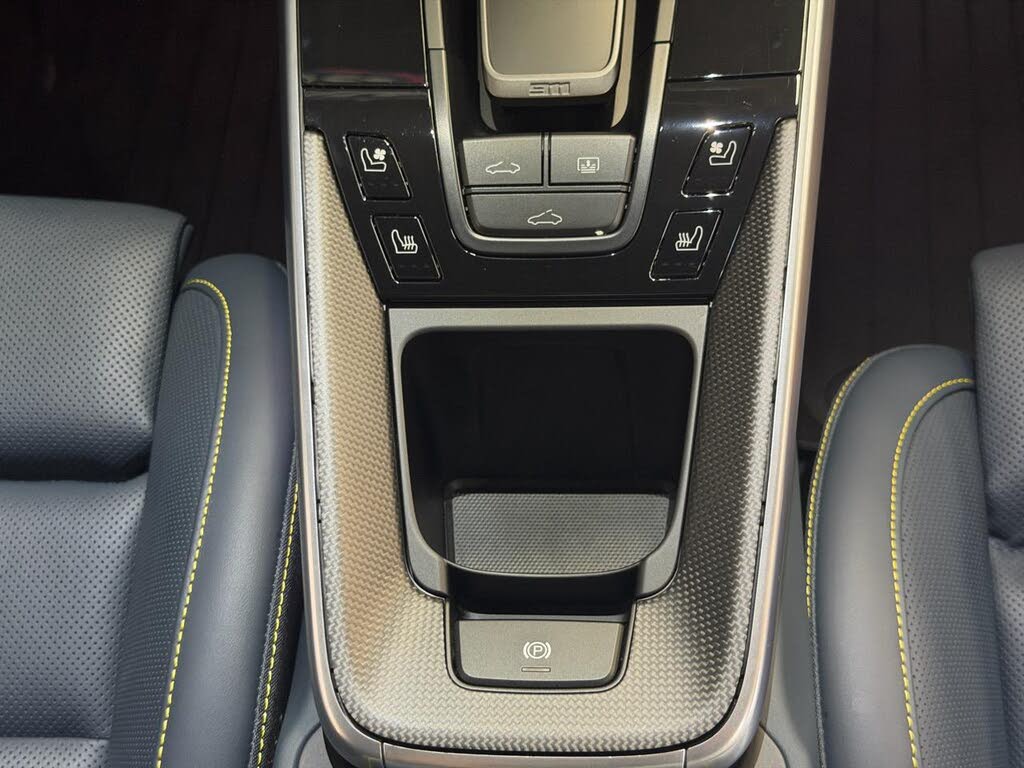 2024 Porsche 911 Turbo S Coupe AWD photo 23 of 24