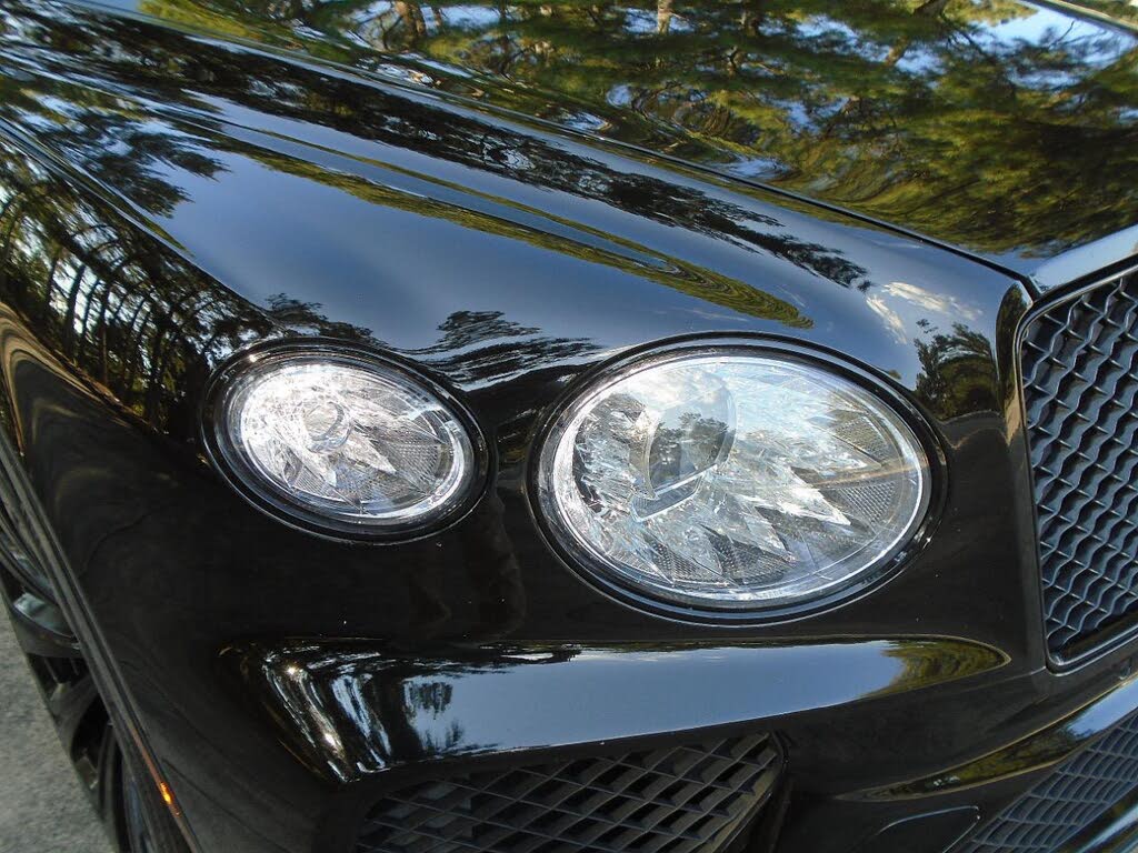2021 Bentley Bentayga V8 AWD photo 7