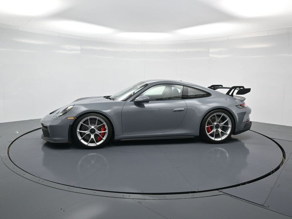 2024 Porsche 911 GT3 Coupe RWD photo 2 of 24