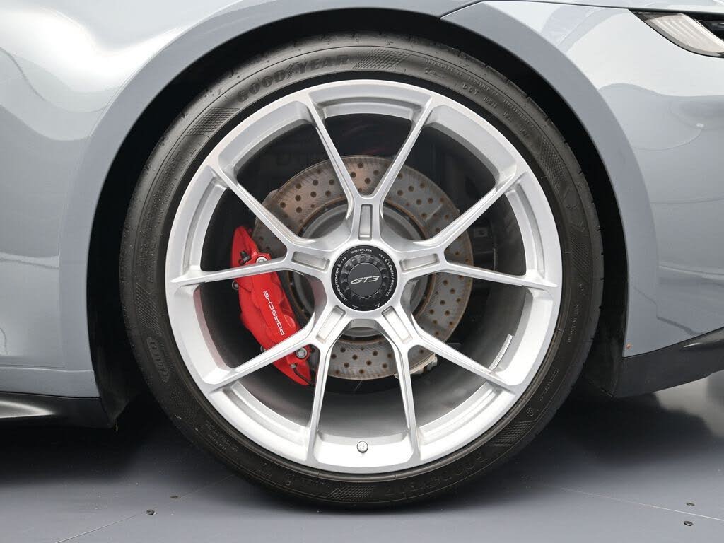 2024 Porsche 911 GT3 Coupe RWD photo 23 of 24