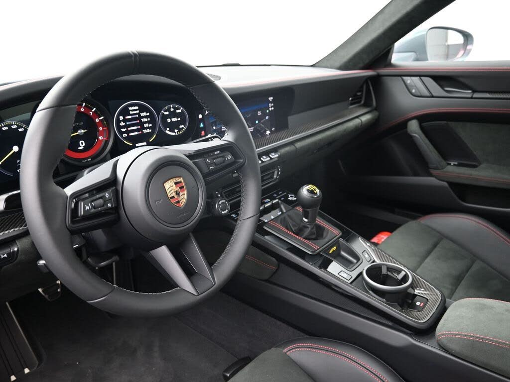 2024 Porsche 911 GT3 Coupe RWD photo 4 of 24