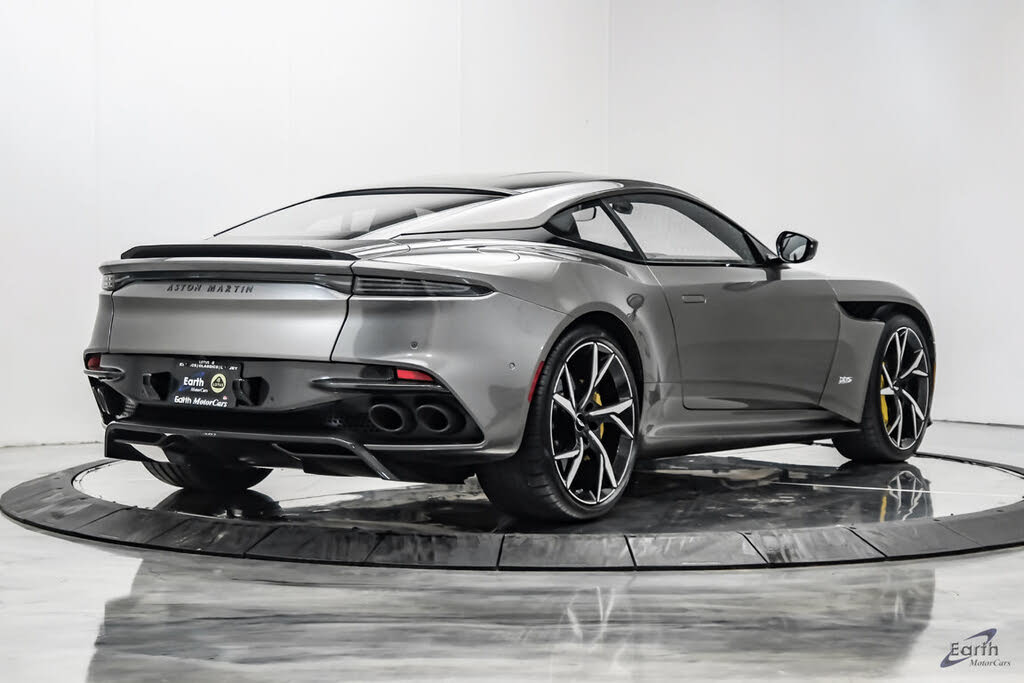 2019 Aston Martin DBS Superleggera Coupe RWD photo 17